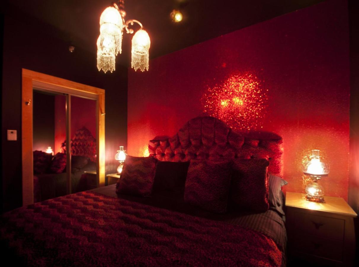 The Roxbury Hotel Bagian luar foto