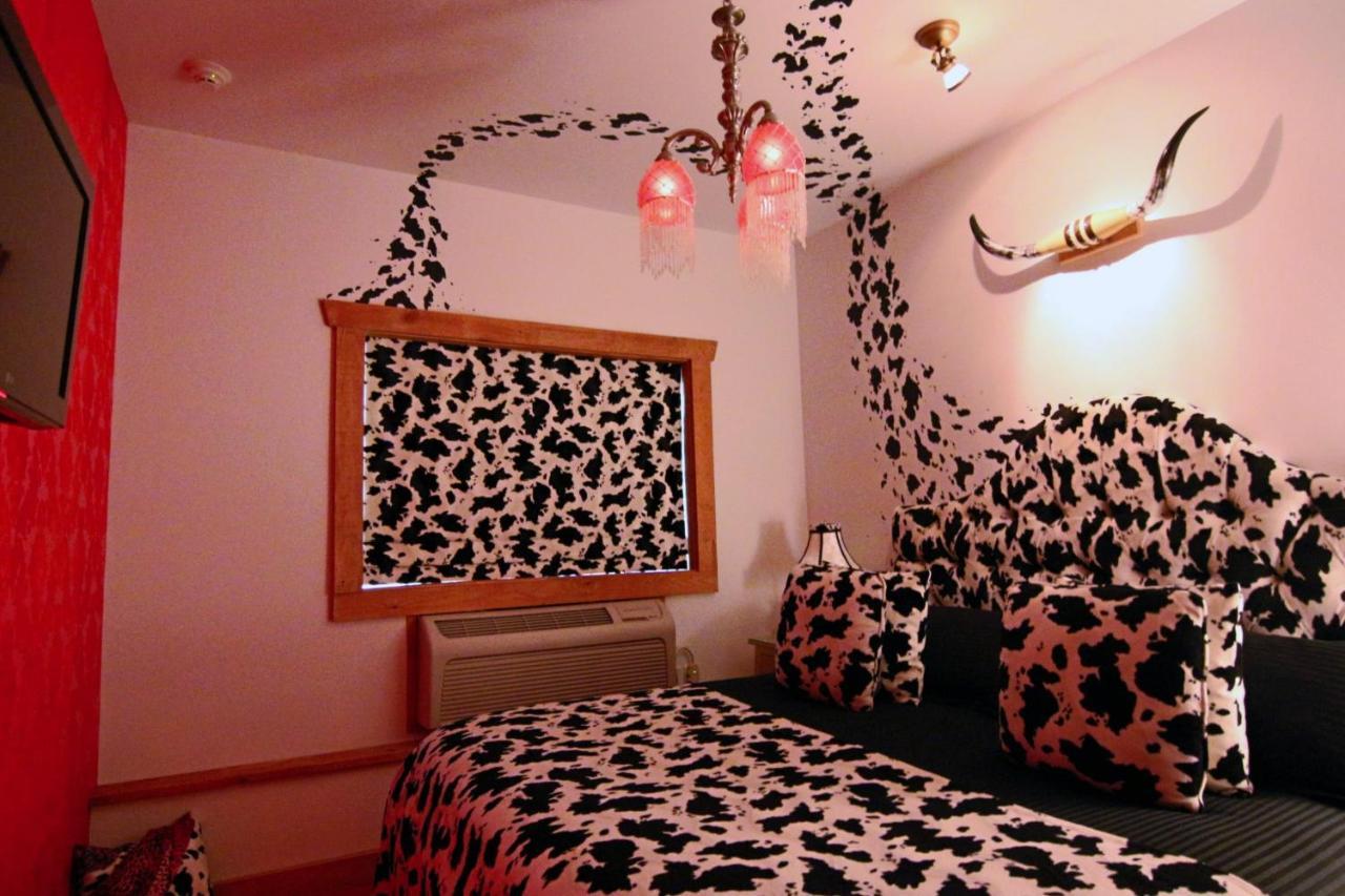The Roxbury Hotel Bagian luar foto