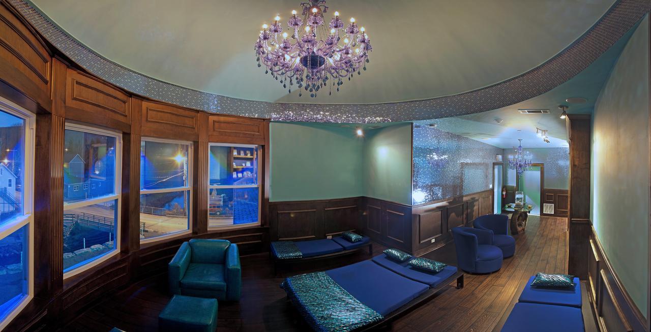 The Roxbury Hotel Bagian luar foto