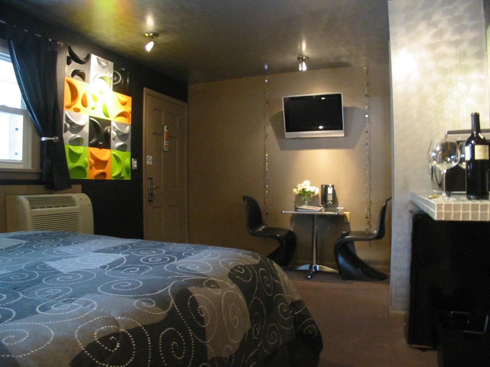 The Roxbury Hotel Bagian luar foto